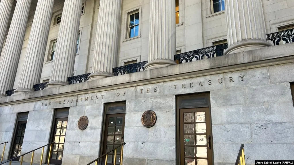 Минфин США объявил о расширении санкций против связанных с Ираном структур, участвующих в поставках вооружений и восстановлении запасов ракет и беспилотников.