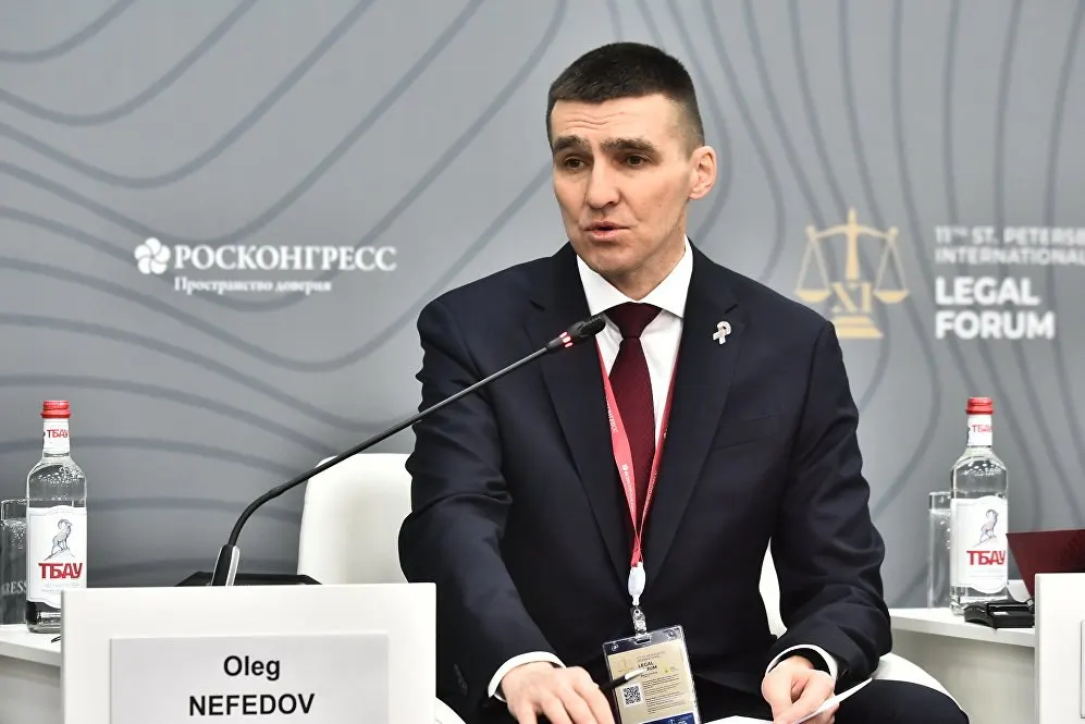 Высшая квалификационная коллегия судей рассмотрит просьбу рекомендовать Олега Нефедова на должность заместителя председателя Верховного суда — председателя коллегии по гражданским делам. Нефедов ранее выносил решения о запрете объявленных экстремистскими «движений» и признании юридического лица ФБК экстремистским.