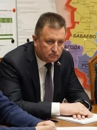 Инициатор законопроекта предлагает ограничить возможность собственников уменьшать плату за содержание и ремонт: на собраниях жильцы смогут голосовать только за повышение тарифа, а установить плату ниже регионального минимума станет невозможным.
