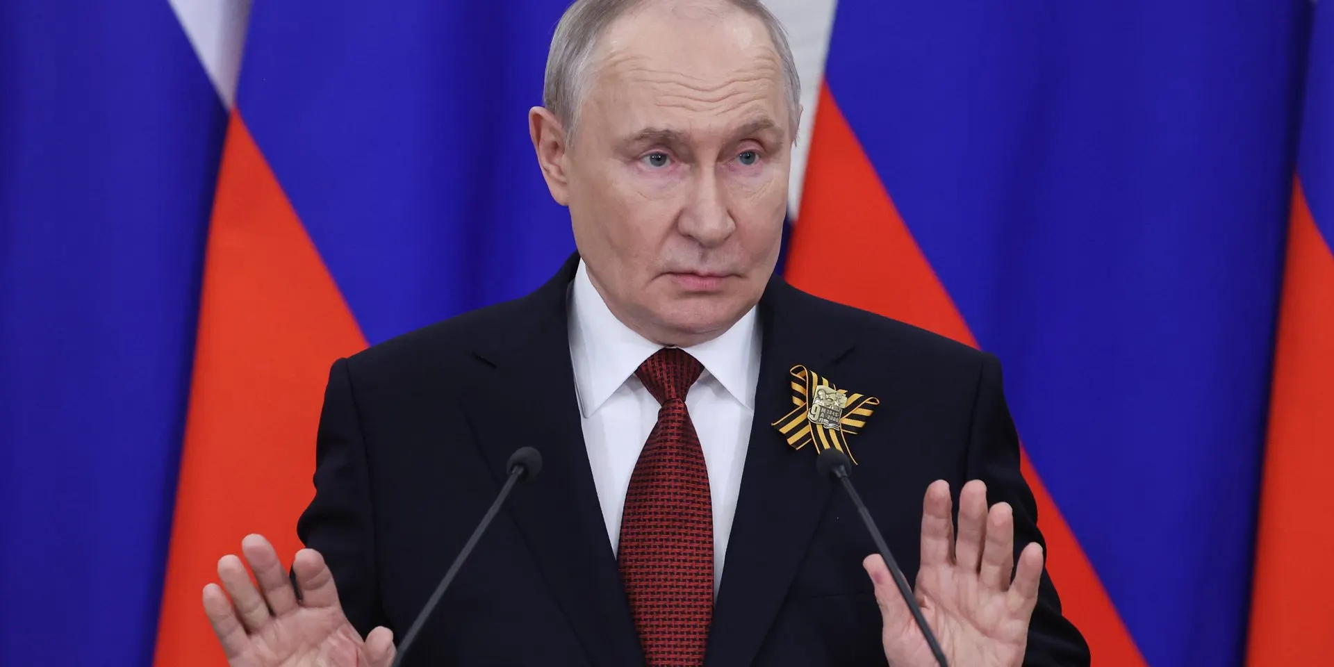 Минфин и Центробанк предупреждают, что текущие военные расходы ставят бюджет под угрозу; президент поручил найти возможности уменьшить невоенные статьи расходов.