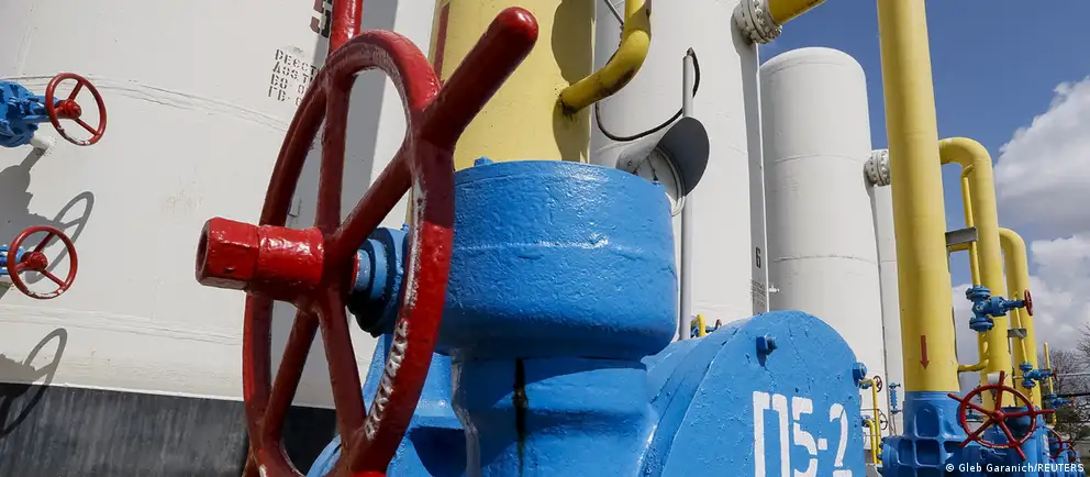 Украина не продлила контракт с «Газпромом», и с начала 2025 года транзит российского газа в Европу через её территорию остановлен. Сильнее всего последствия сказались на Молдове; другие страны перенастроили поставки.
