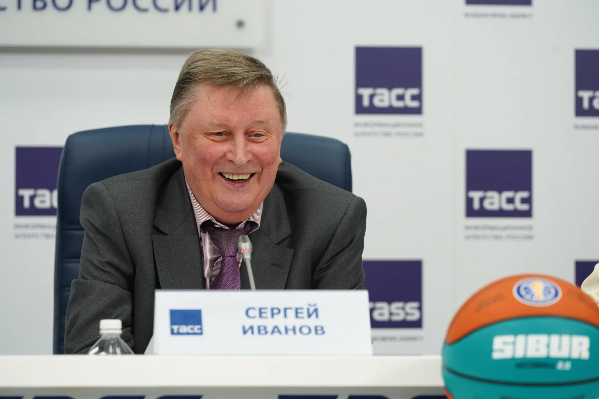 Государственный деятель скончался в 73 года. Близкий друг сообщил, что общались с ним всего три дня до смерти.