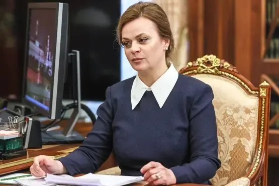 Президент подписал указ о назначении Анны Цивилевой в президиум Совета при президенте РФ; она указана как статс‑секретарь — заместитель министра обороны и председатель фонда «Защитники Отечества». Ранее были расширены полномочия фонда для поддержки новых категорий ветеранов.