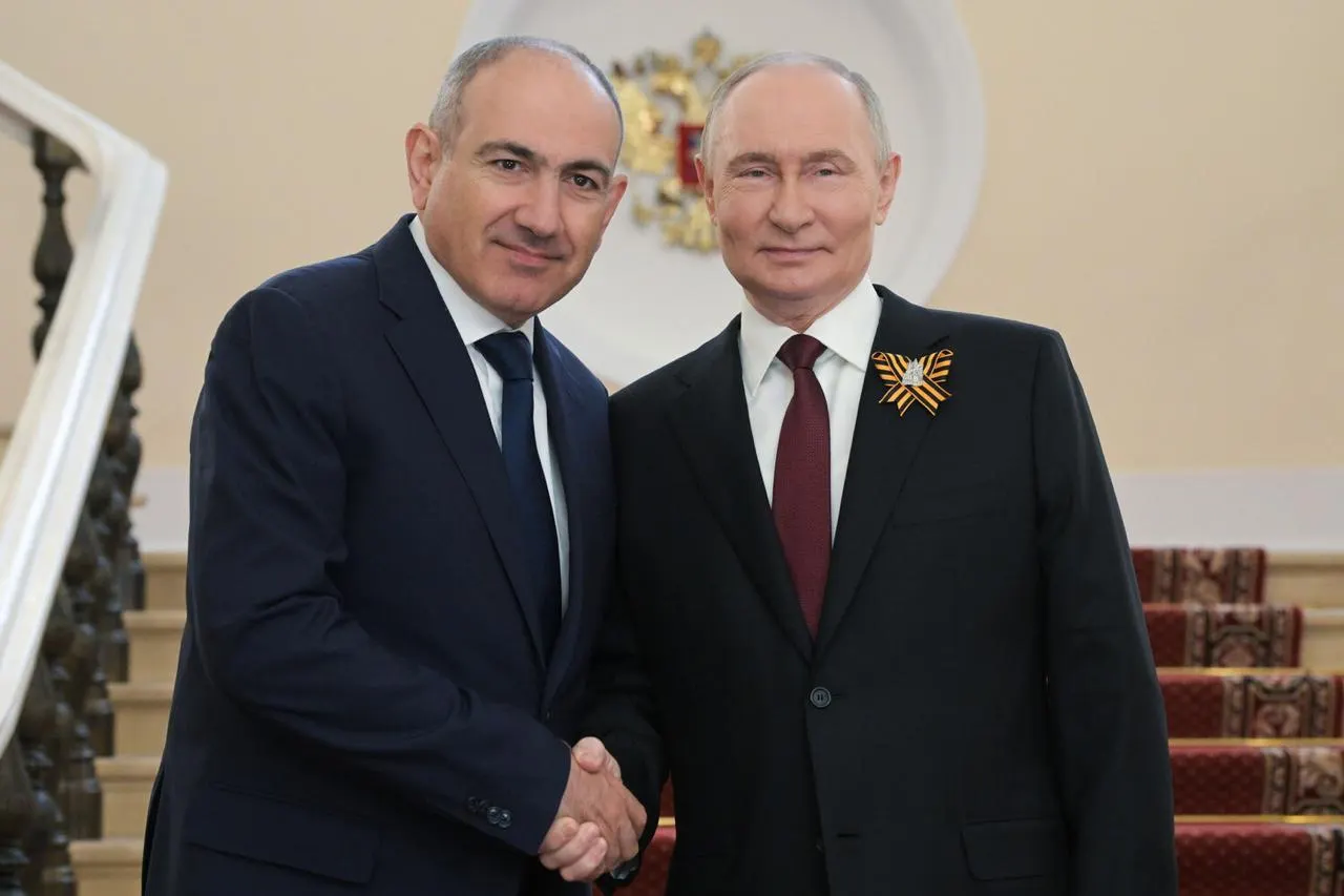 Премьер Армении обратился к президенту России с просьбой снять запреты на поставки ряда армянских продуктов, указав на несоответствие ограничений двусторонним соглашениям и нормам ЕАЭС.