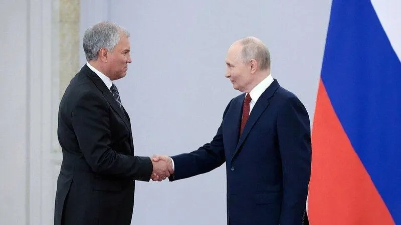 Спикер Госдумы поблагодарил президента после вручения ордена «За доблестный труд», подчеркнув успехи в развитии партийной системы и единство депутатских фракций.