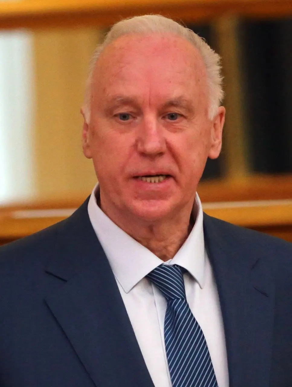 Глава Следственного комитета предложил законопроект об ужесточении наказания, если при совершении преступления применялись информационно‑коммуникационные технологии — в том числе искусственный интеллект, VPN и прокси. Инициатива направлена на борьбу с кибермошенничеством, незаконным оборотом данных и посягательствами на критическую инфраструктуру.