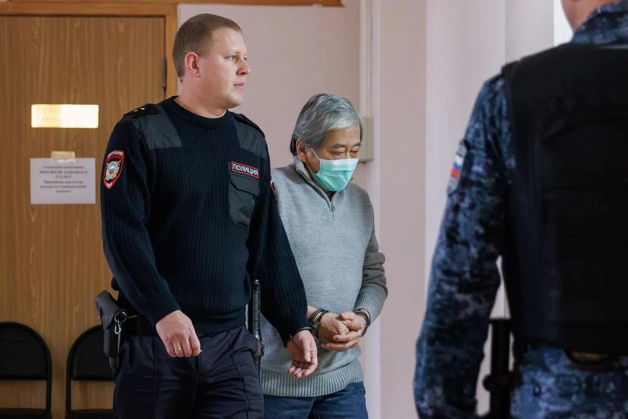 Материалы уголовного дела поступили в Верховный суд России и переданы на рассмотрение третьего состава уголовной коллегии.