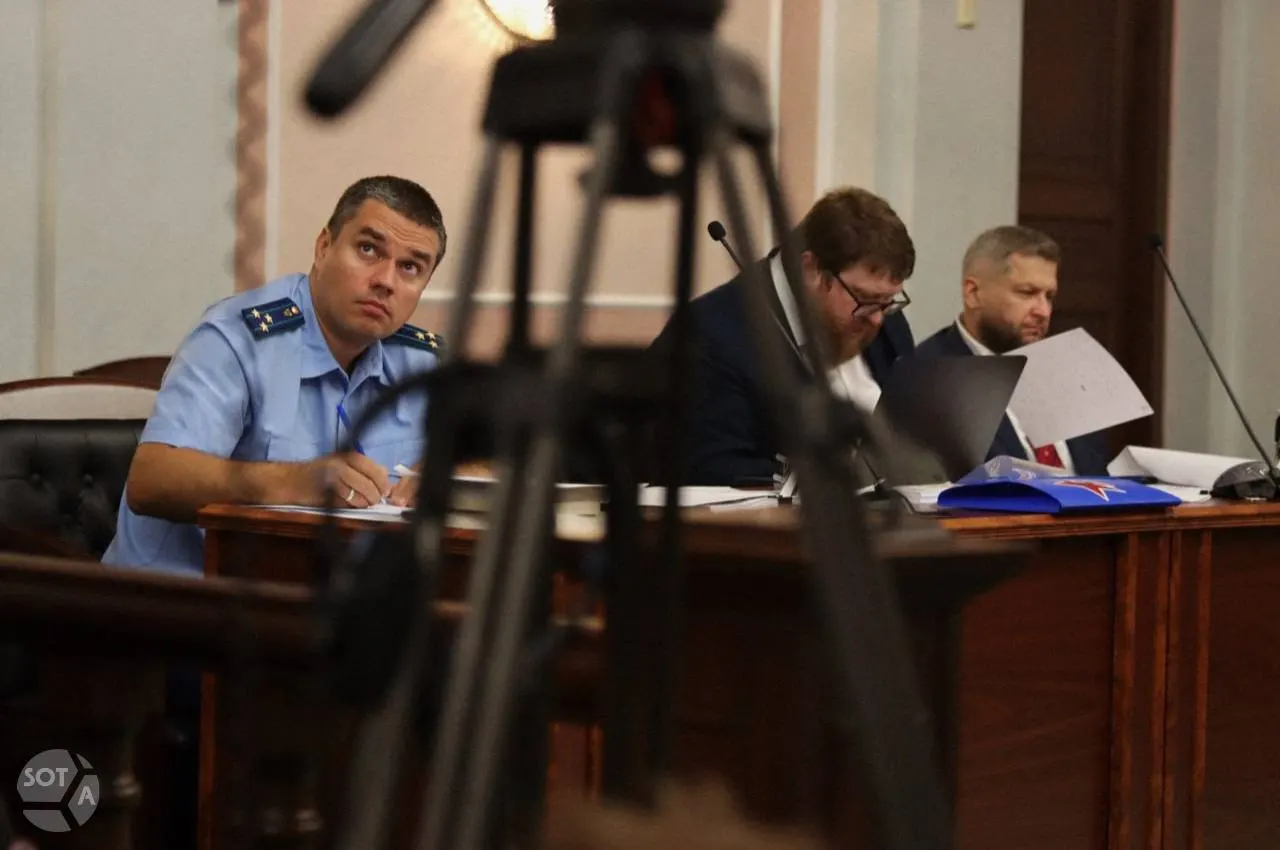Прокурор заявил об основаниях для удовлетворения иска о снятии партии «Яблоко» с выборов в Госдуму, сославшись на нарушения законодательства и иностранное финансирование.