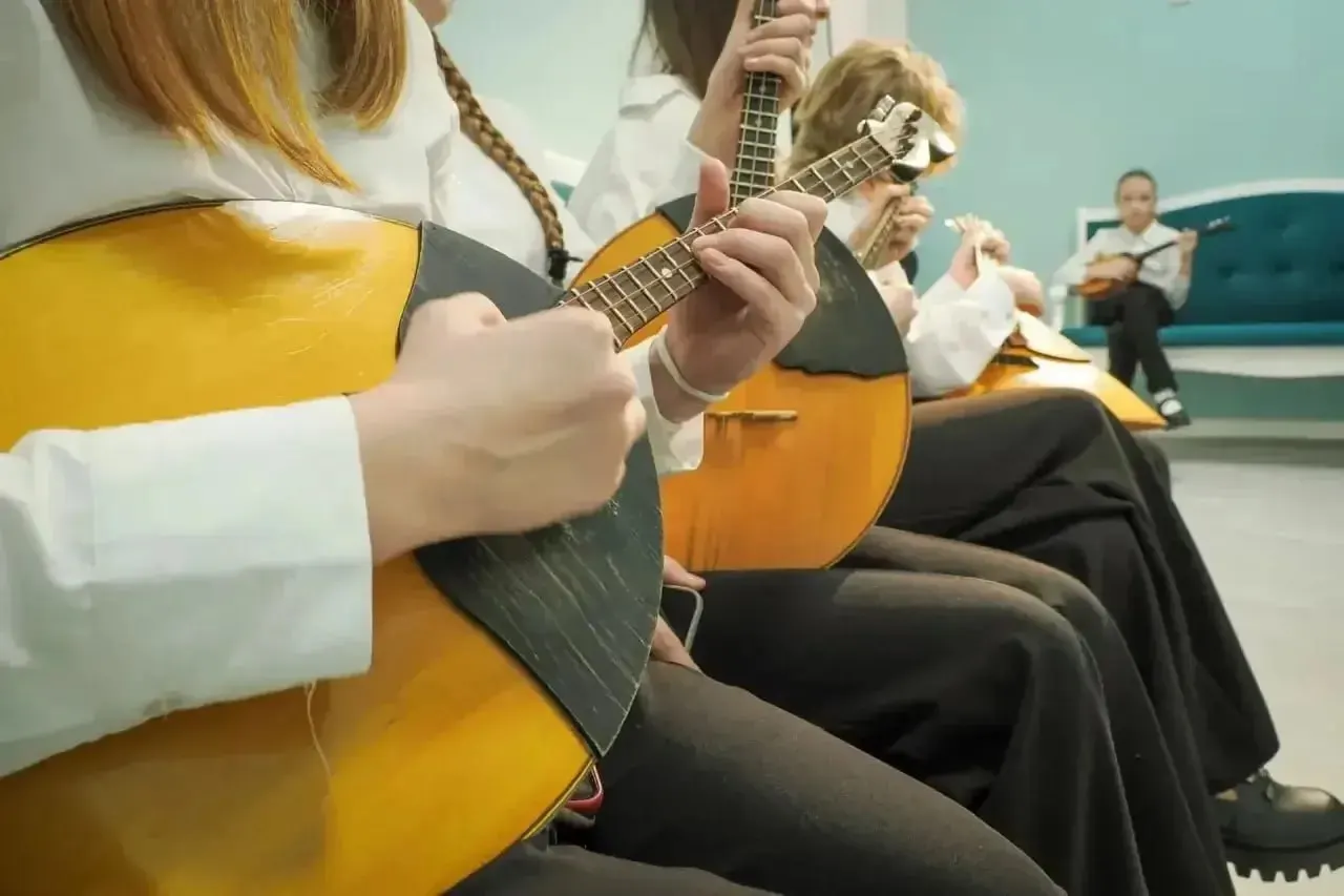 Планируется устранить неравенство в оплате труда преподавателей иconcertмейстеров в системе дополнительного образования.