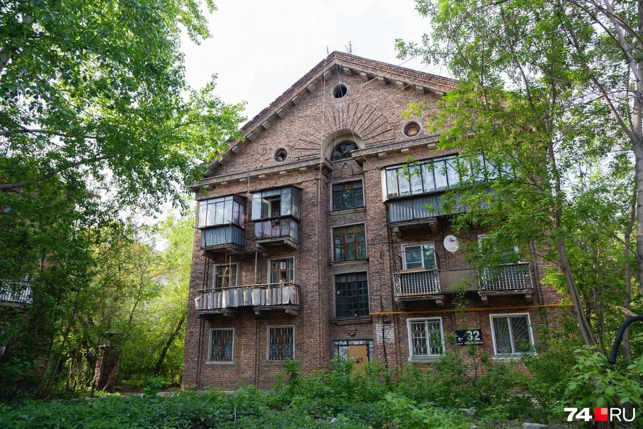 История района вокруг металлургического завода, немецкого квартала и Соцгорода через призму эпохи индустриализации и перспектив района сегодня.