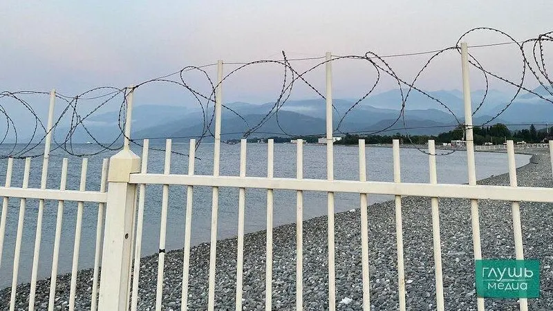 Минэкономразвития отмечает рост внутреннего турпотока на 2% в прошлом году, но разрыв с зарубежными направлениями сохраняется.