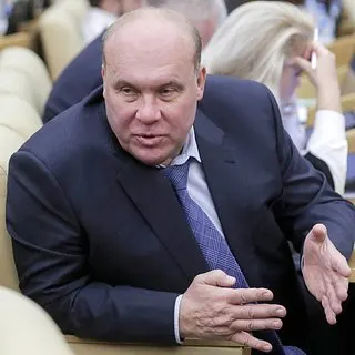 Член Госдумы предложил установить праздник для участников специальной военной операции и отметил, что обсуждение вопроса следует провести после завершения СВО.