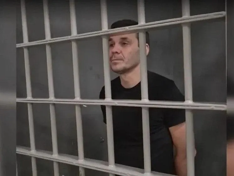 Краснодарский краевой суд вынес наказание гражданину с двойным гражданством по делу о госизмене: 14 лет строгого режима, два года ограничения свободы и штраф 200 тысяч рублей.