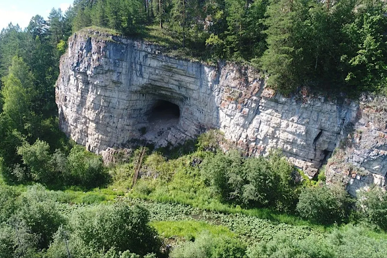 Редчайшая уральская пещера под&nbsp;угрозой утраты наскальной живописи