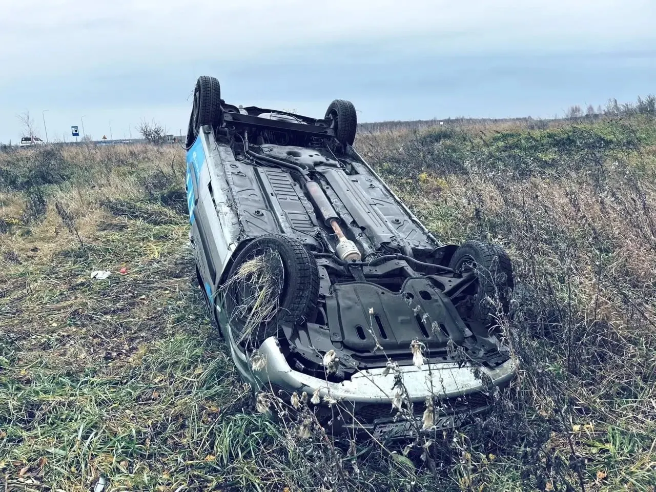 В аварии в Сосновском районе пострадали пять человек; в автомобиле обнаружено газобаллонное оборудование без документов.