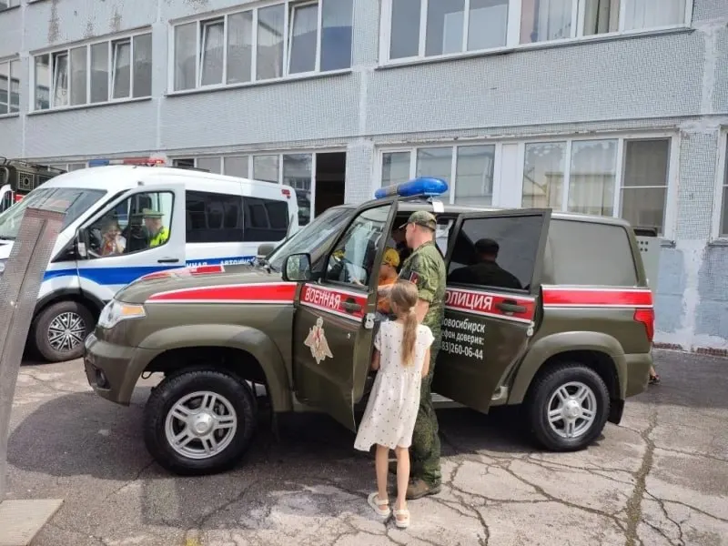 Минобороны предлагает расширить полномочия военной полиции: опрос граждан, проверку документов, досмотр объектов и розыск военнослужащих и граждан, а также возможность работать в гражданской одежде по решению руководства.